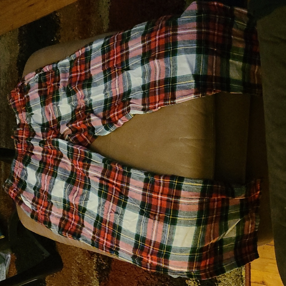 Old navy checker board sleeping pajamas